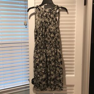Women’s dress